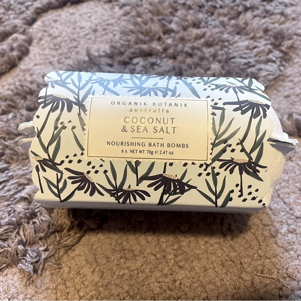 6 Bath Bombs Nourishing Coconut & Sea Salt ORGANIK BOTANIK Australia